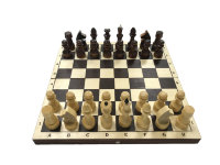 Шахматы обиходные лакированные в комплекте с ТЕМНОЙ доской