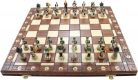 Шахматы "Наполеон и Кутузов" со складной деревянной доской Амбассадор