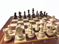 Шахматные фигуры Стаунтон №6 со складной доской Баталия 49 см (красное дерево)