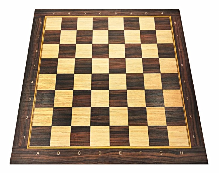 Цельная шахматная доска ОРЕХ 50 см