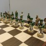 Шахматы подарочные "Наполеон и Кутузов" с цельной деревянной доской