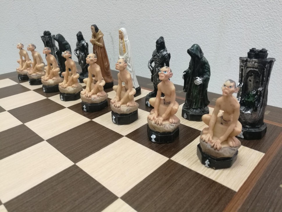 Фигуры шахматные из Полистоуна (на выбор) с доской-ларцом ВЕНГЕ 