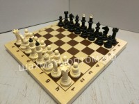Шахматы пластиковые обиходные с деревянной шахматной доской 29 см
