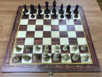 Фигуры шахматные деревянные СТАУНТОН № 5 (c утяжелителем) со складной доской БАТАЛИЯ 49 см